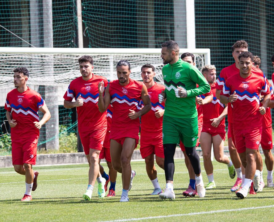 Felgueiras inicia época com Matheus Dário e Mario Rivas, irmão de Óscar Rivas