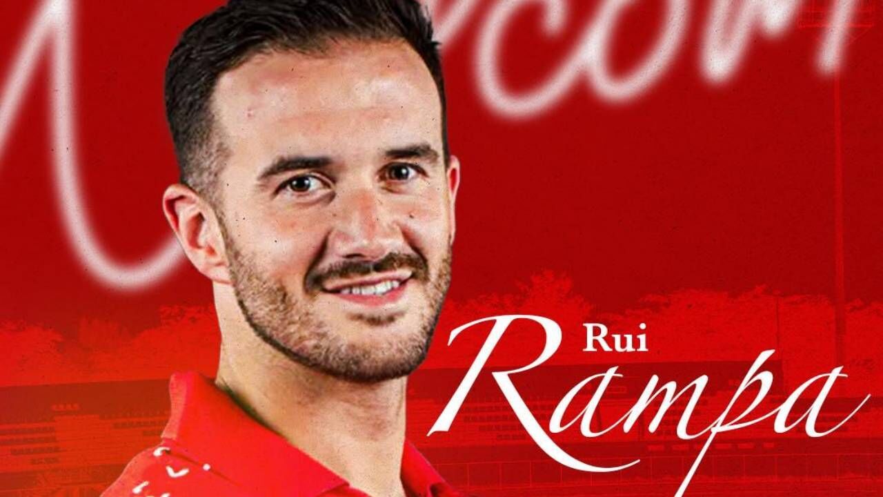 Rui Rampa apresentado no Semen Padang, da Indonésia