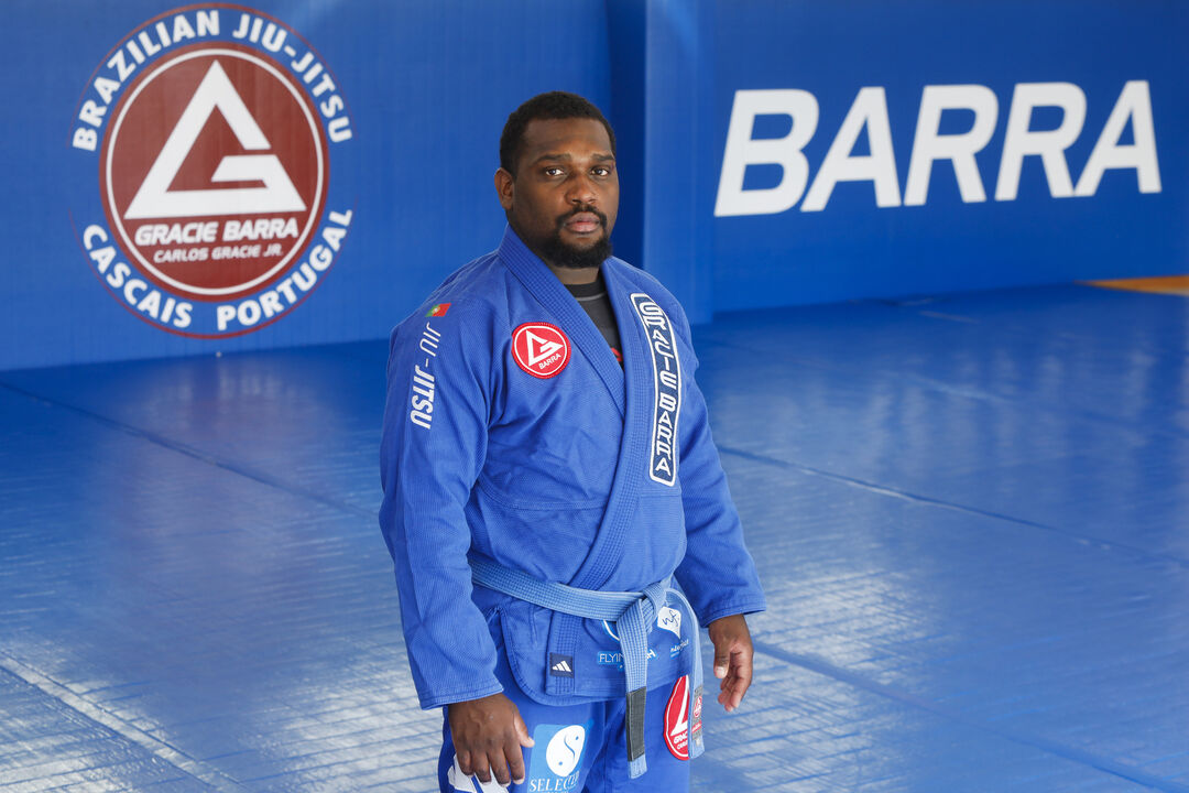 Mauro Riquicho, atleta de Jiu-Jitsu, divide-se entre os tatamis e um estaleiro naval