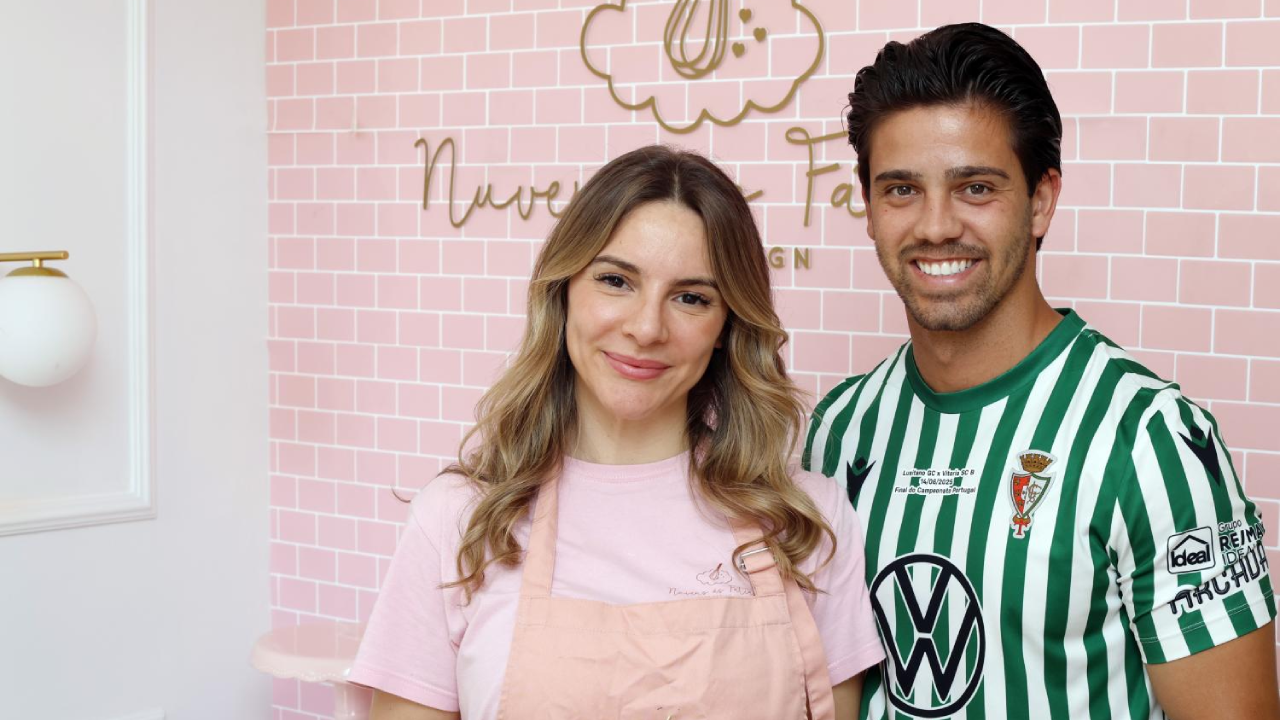 Miguel Lopes celebra título do Lusitano e talento na pastelaria