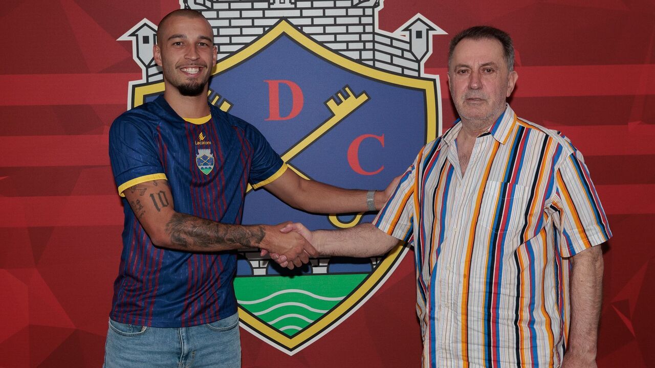 Pedro Pelágio assina pelo Chaves até 2028