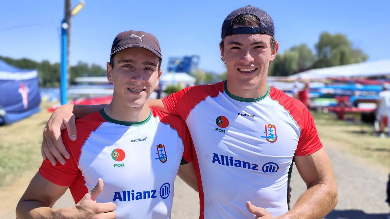 Gonçalo Costa e Hugo Carvalho na final A dos Europeus, em Pitesti