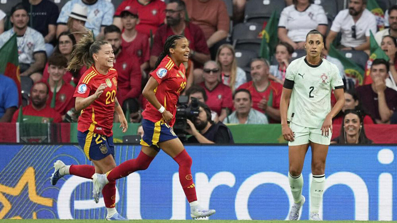Espanha vence Portugal por 5-0 no jogo da 1.ª jornada do Grupo B