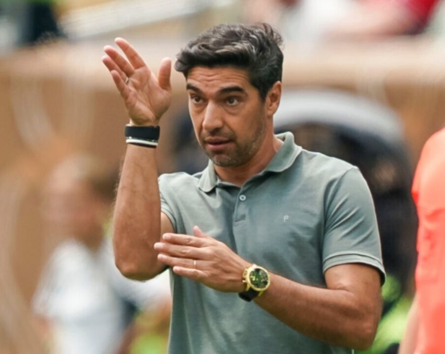 Abel Ferreira antevê jogo do Palmeiras com o Chelsea no Mundial de Clubes