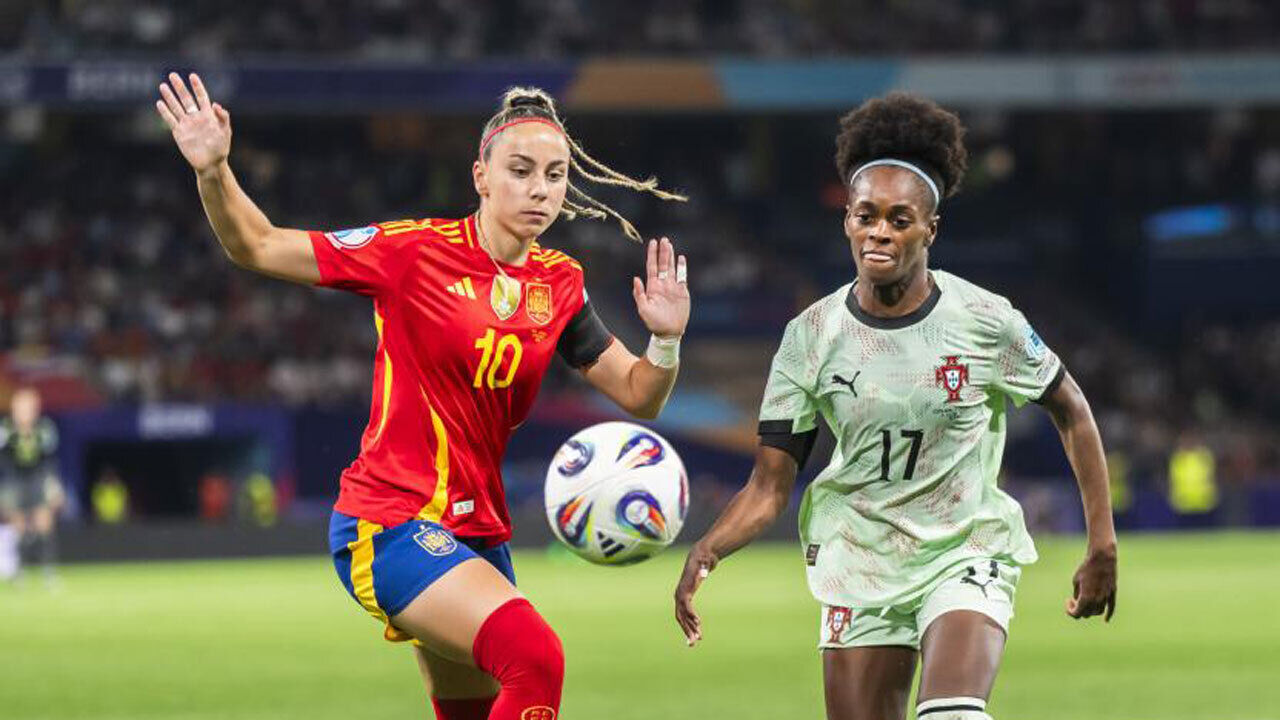 Diana Silva joga contra Espanha no Europeu feminino
