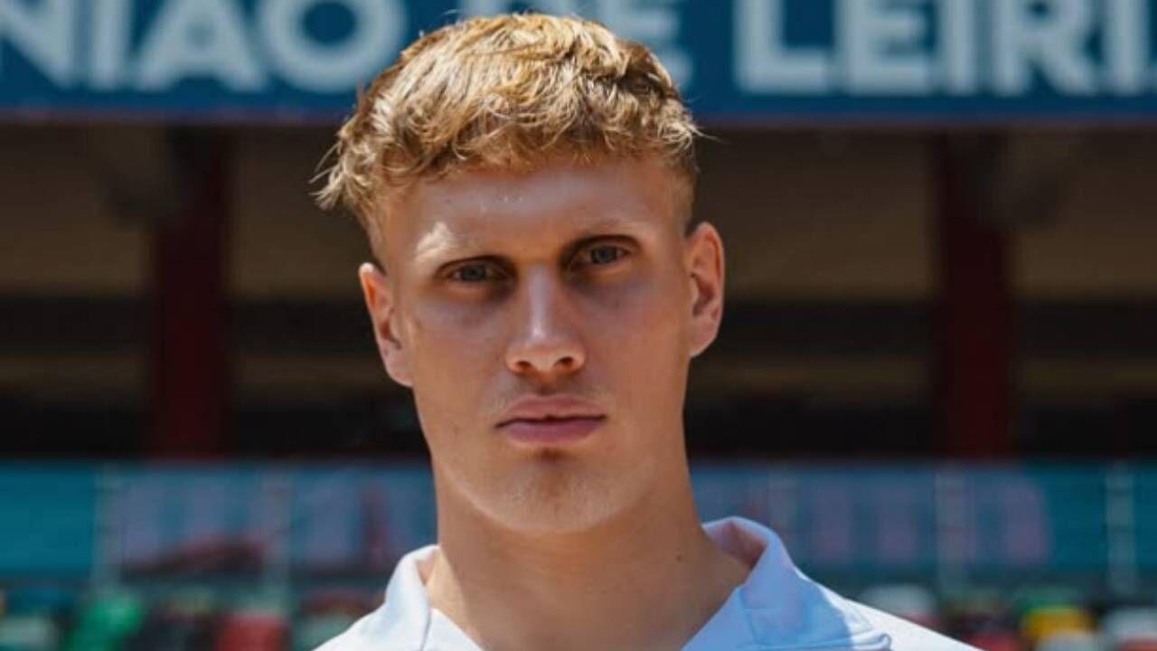 Jakob Odehnal reforça a baliza da U. Leiria, vindo do Foridsdorfer AC da Áustria