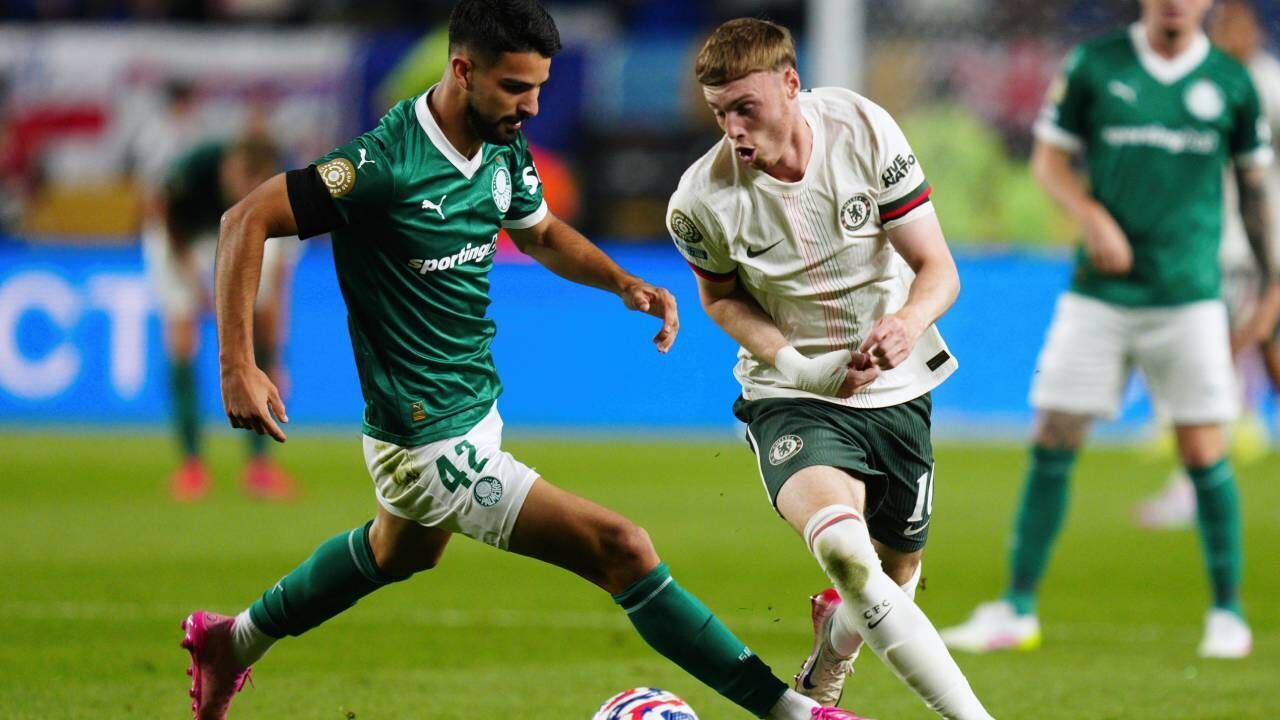Chelsea vence Palmeiras no Mundial de Clubes, com golos de Palmer e Weverson, no jogo em Filadélfia