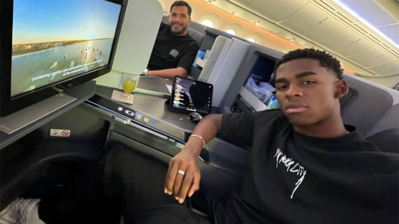 Víctor Guzmán viaja para Portugal para reforçar o Sporting