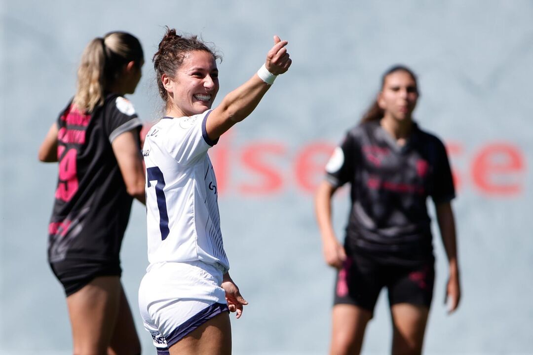 Raquel Ferreira renova com o Torreense por mais duas épocas