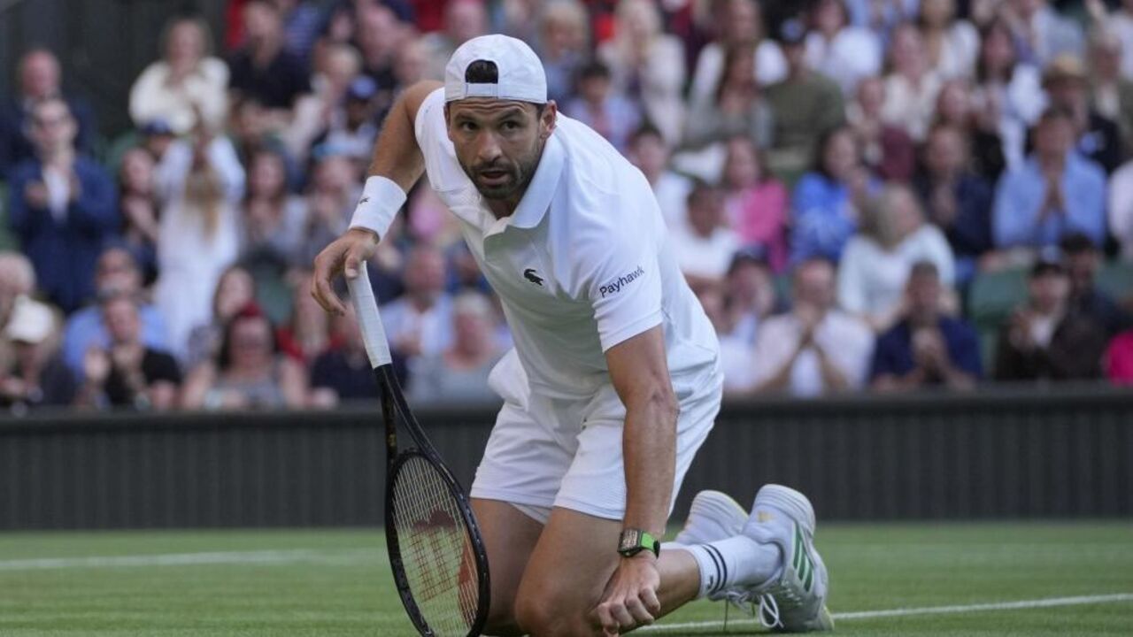 Jannik Sinner vence em Wimbledon após reviravolta no jogo