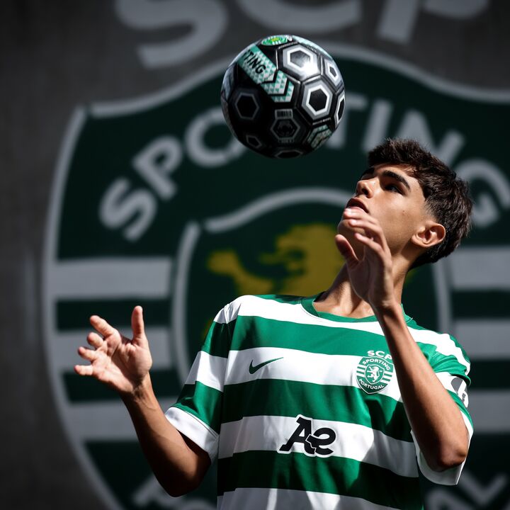 Guilherme Figueiredo assina pelo Sporting e vai jogar nos sub-17