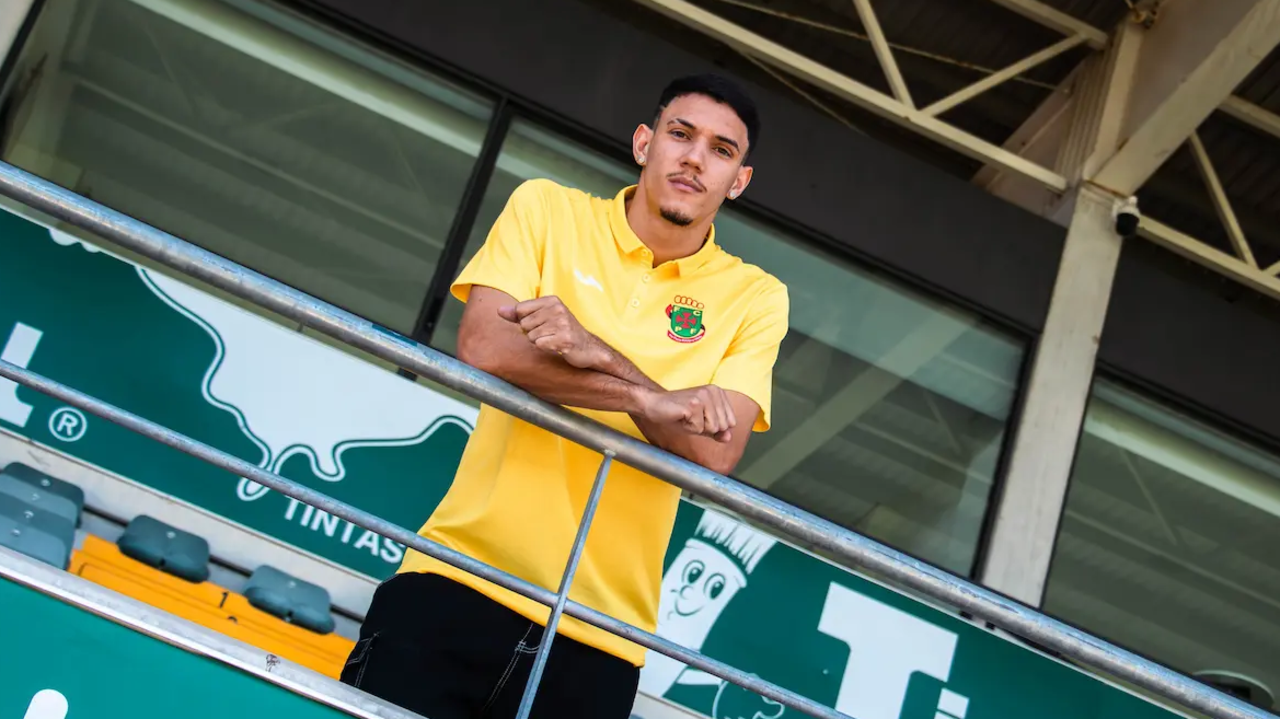 João Victor reforça o P. Ferreira; empréstimo com opção de compra