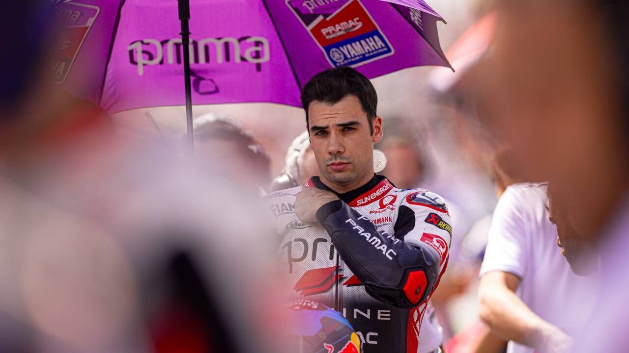 Piloto da Pramac Yamaha concentra-se antes da corrida