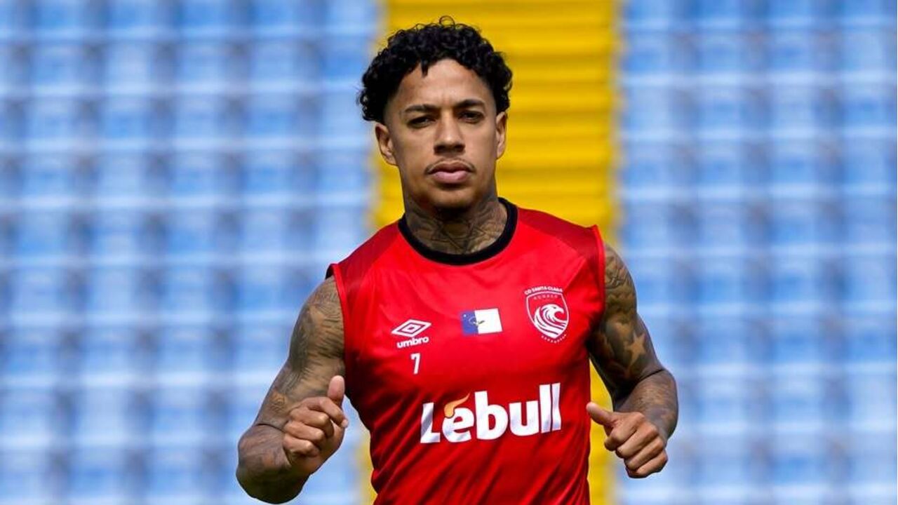 Matheusinho, jogador do Santa Clara, pode rumar ao Sport do Brasil