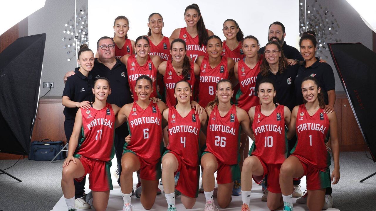 A seleção portuguesa de basquetebol preparada para o Mundial sub-19 na República Checa