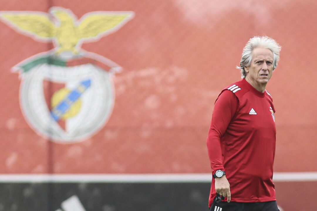Jorge Jesus processa o Benfica por incumprimento contratual no Tribunal Arbitral do Desporto
