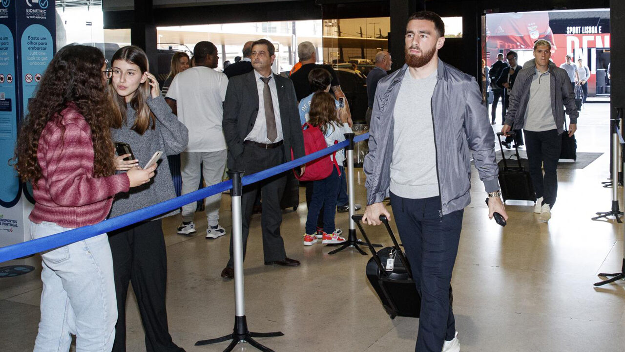 Kökçü está de saída do Benfica