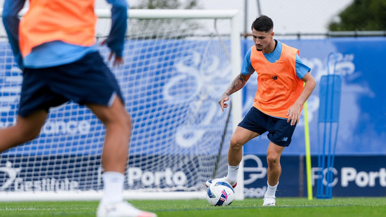 Espanhol mostrou-se entusiasmado no primeiro dia de trabalho no Olival