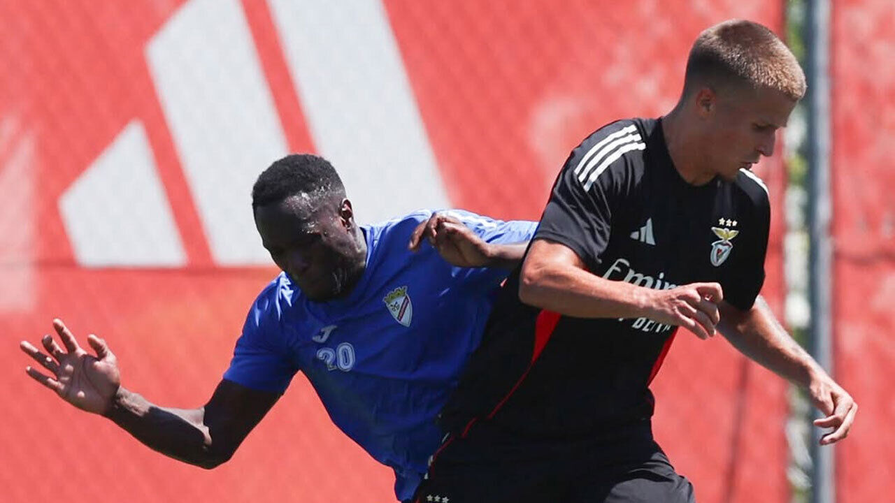 1.º Dezembro impõe primeira derrota da pré-época ao Benfica B