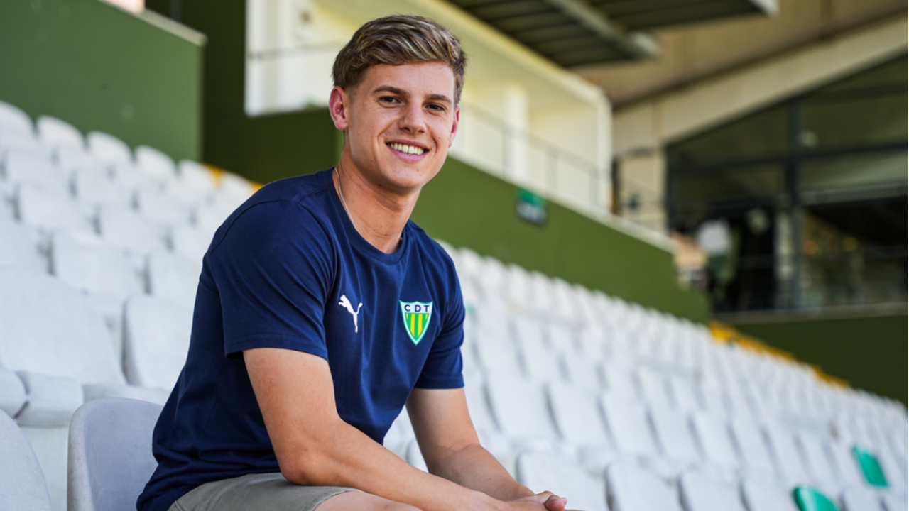 Xabi Huarte é o novo reforço do Tondela