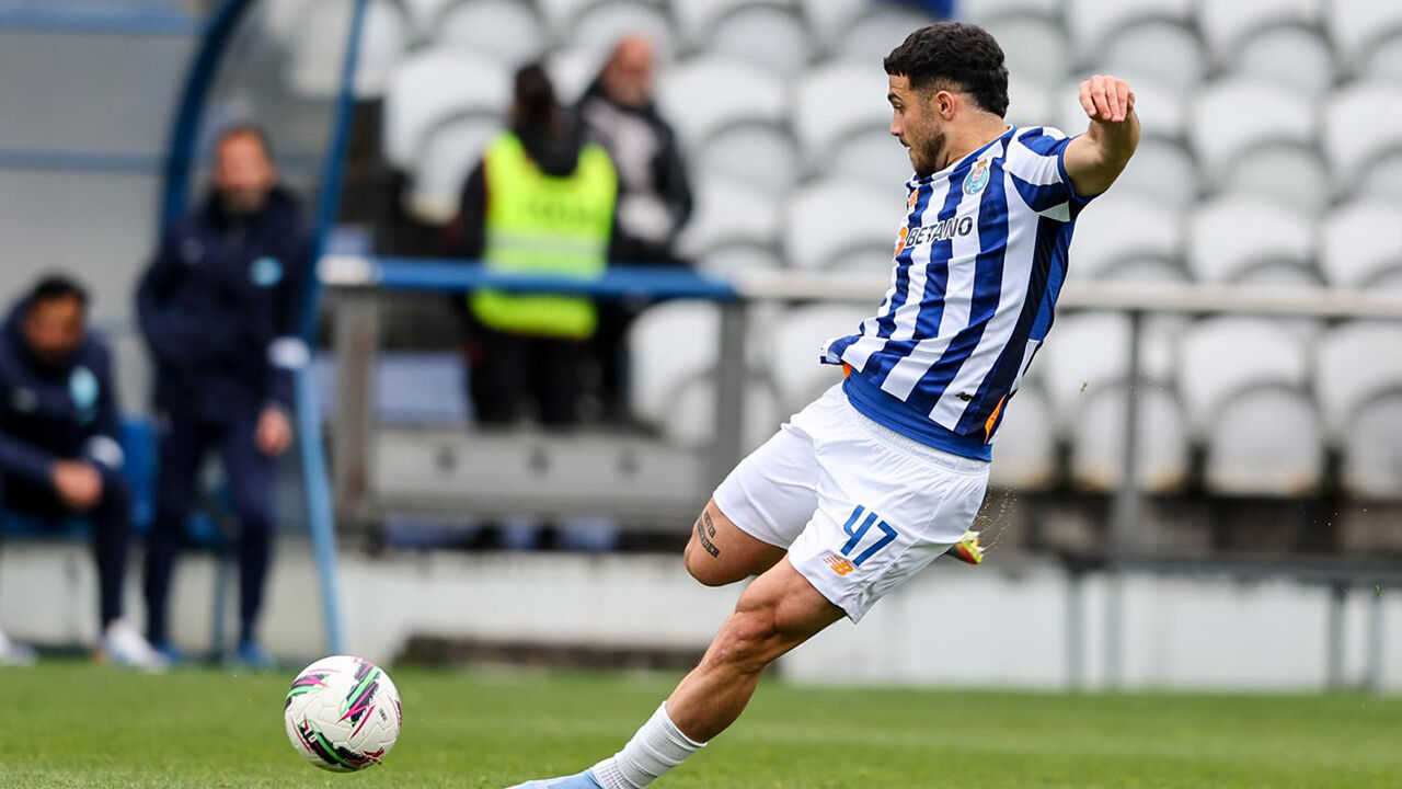 Alarcón joga pela equipa B após regresso