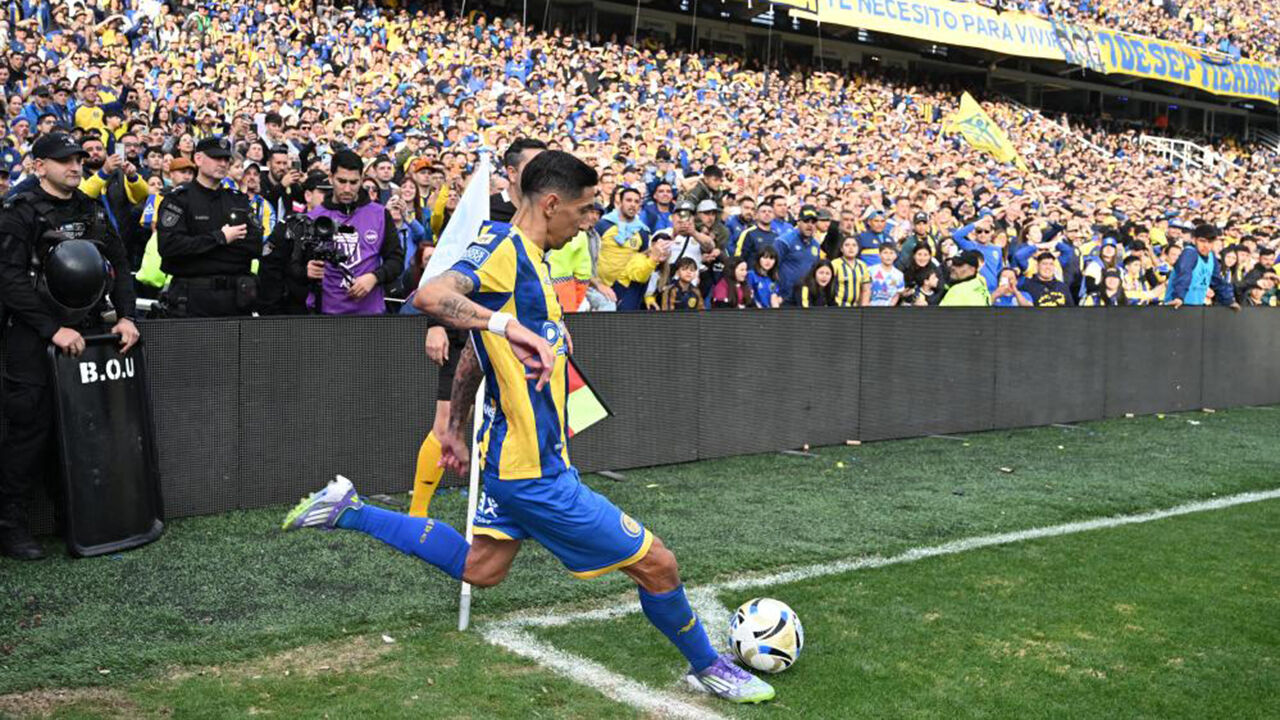 Di María homenageado pelo Lanús, mas presidente avisa para jogo duro