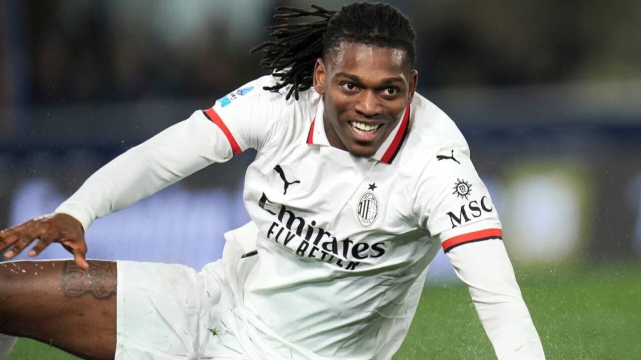 Rafael Leão voltou a responder às críticas de Cassano