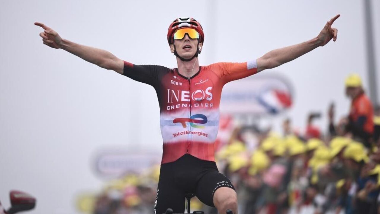 Arensman vence etapa nos Pirenéus, Vingegaard ataca Pogacar