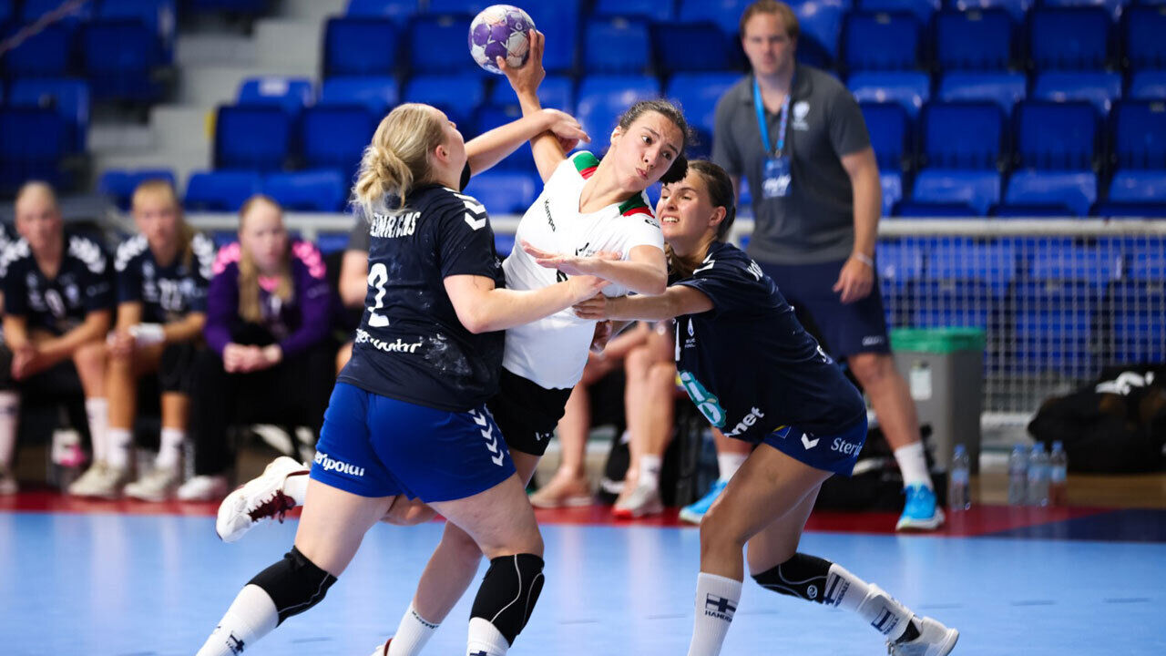 Portugal termina Europeu feminino de sub-19 de andebol em 21.º lugar