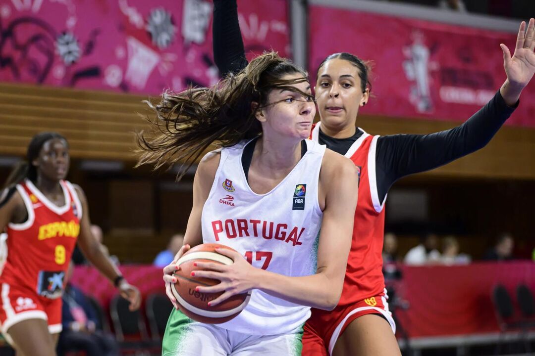 Clara Silva destaca a geração especial após o sétimo lugar no Mundial sub-19