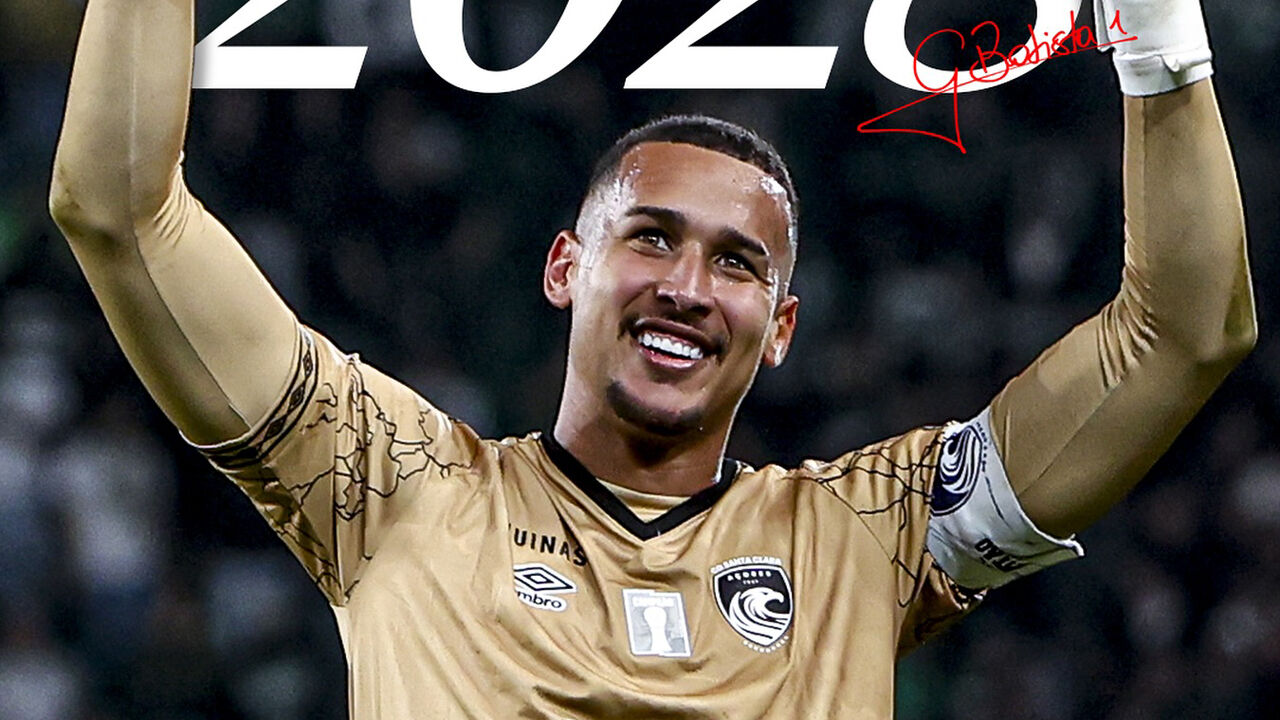 Gabriel Batista renova por mais duas épocas com o Santa Clara