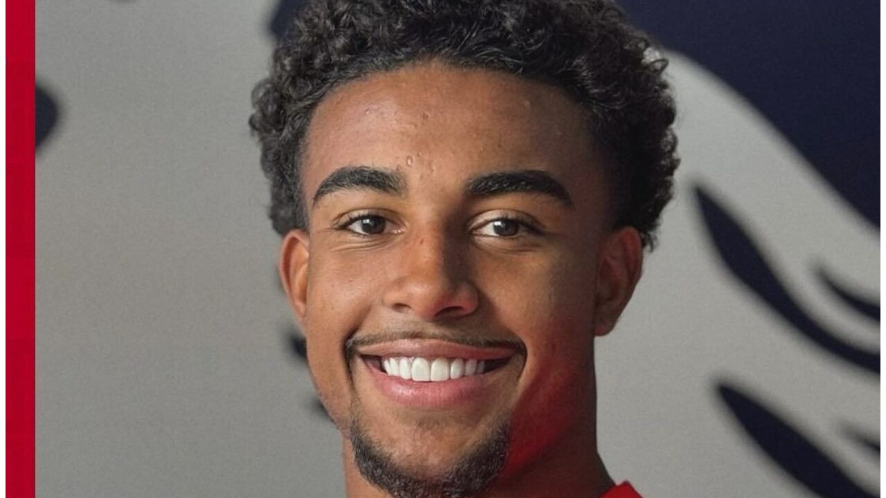 Gustavão, ponta-de-lança, reforça a Oliveirense vindo do Athletic, do Brasil