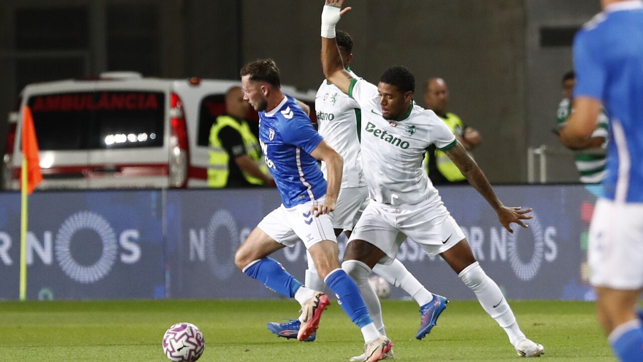 Rayan Lucas, médio do Flamengo, impressiona no Sporting e integra a equipa para a Supertaça