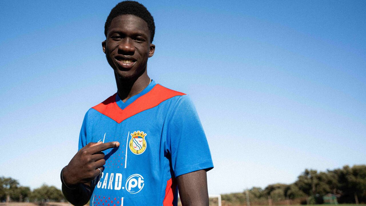 Lamine Ndiaye reforça o Alverca por 3 anos