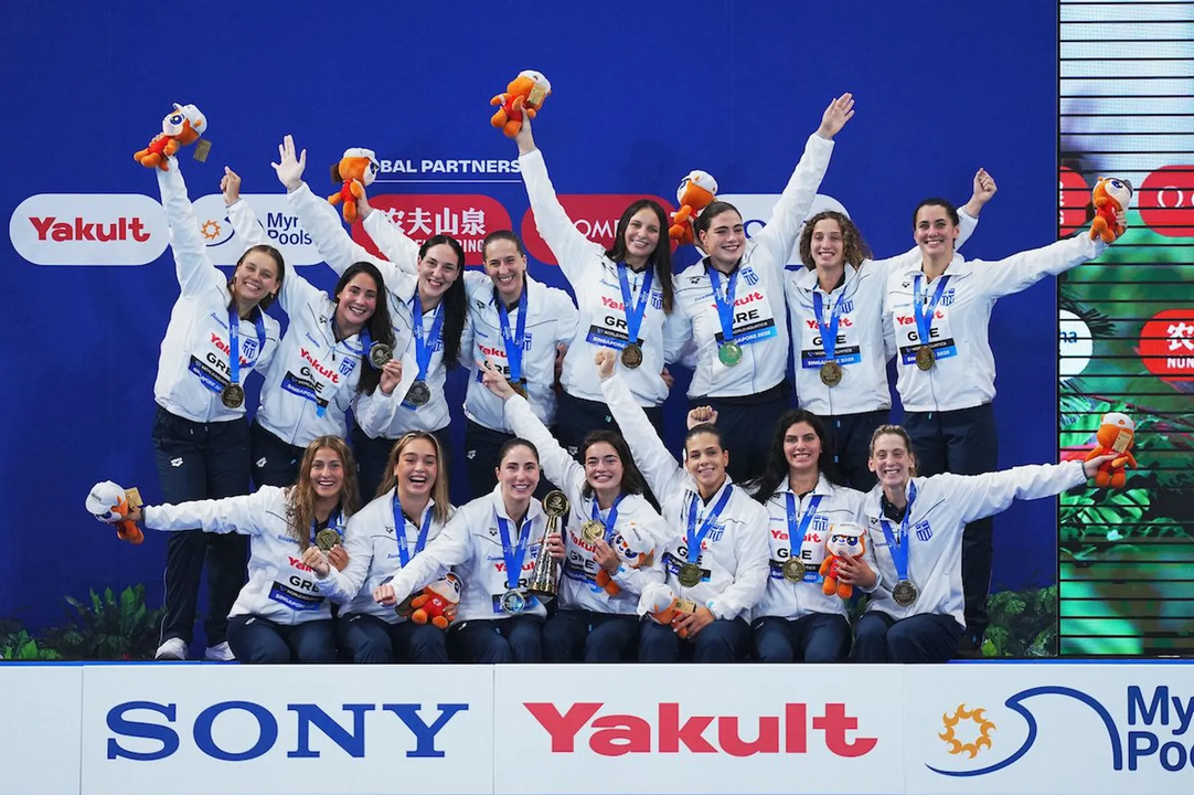 Grécia vence Hungria e sagra-se campeã mundial de polo aquático em Singapura