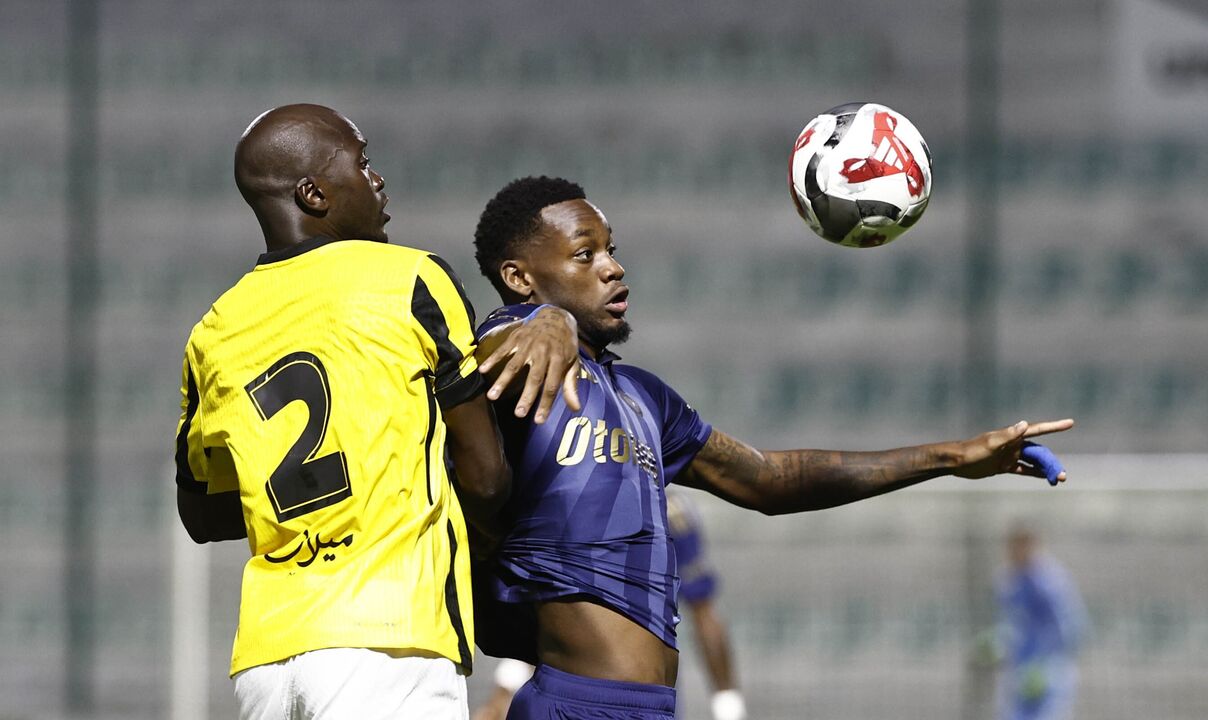 Jogo de preparação no Algarve: Fenerbahçe vence Al Ittihad por 4-0