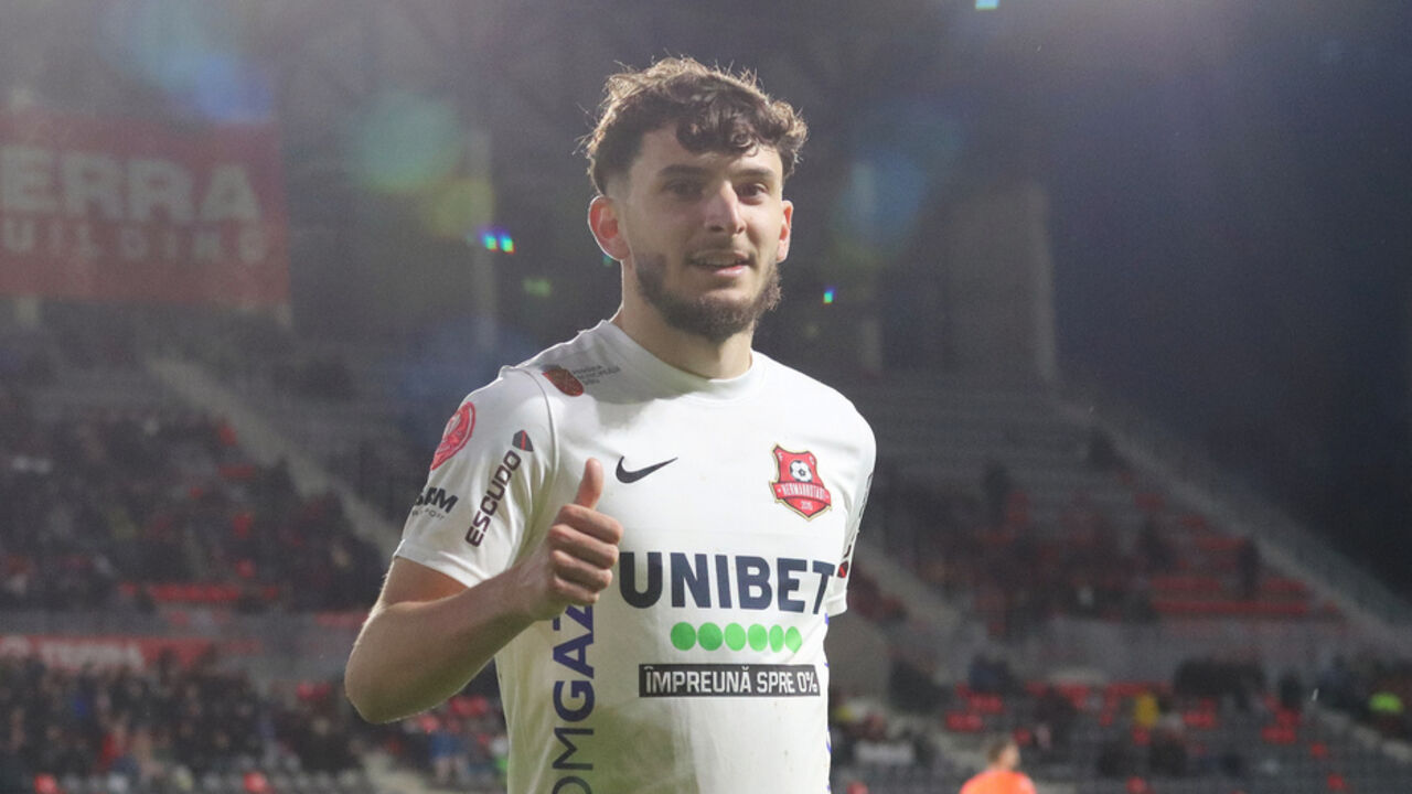 Ianis Stoica representava o Hermannstadt, da Roménia