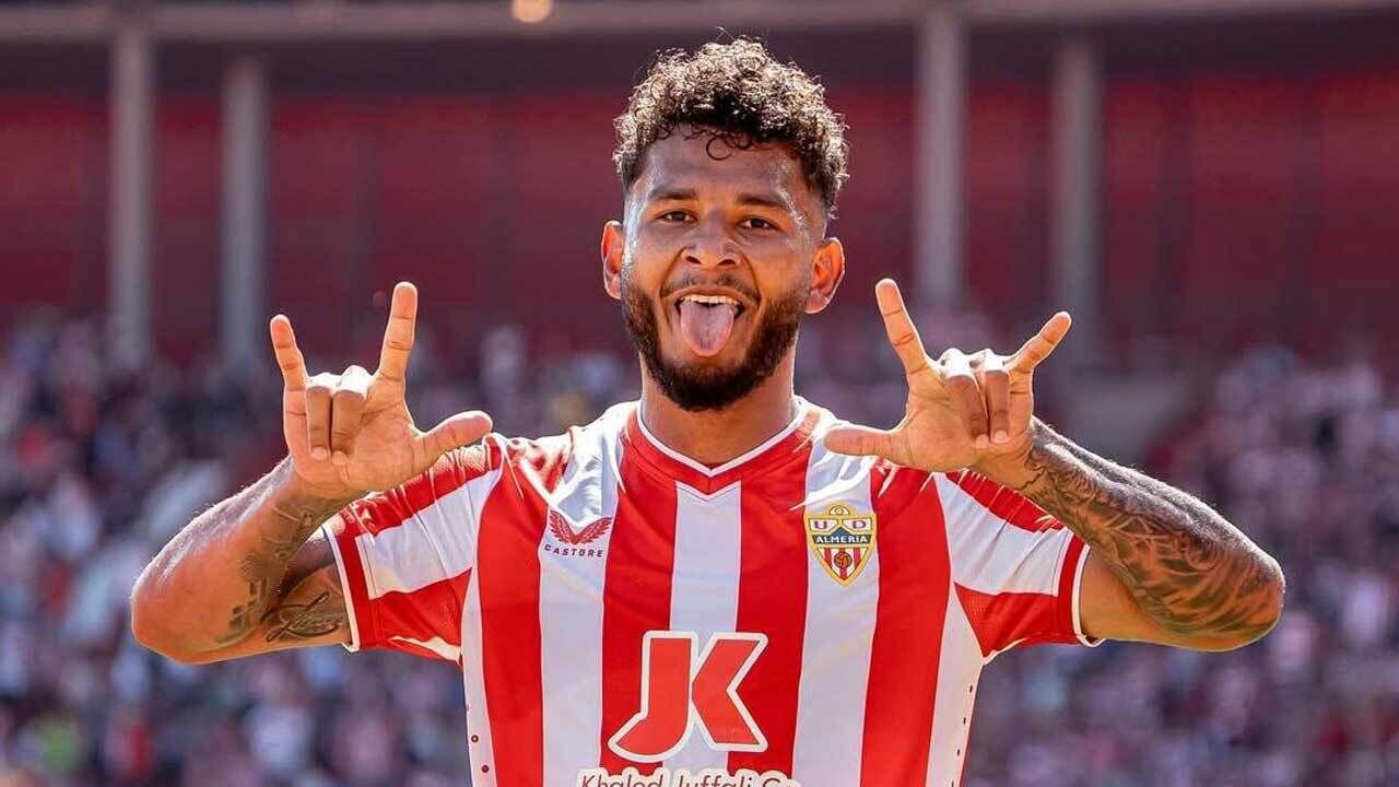 Luis Suárez faz exames médicos em Lisboa para reforçar o Sporting