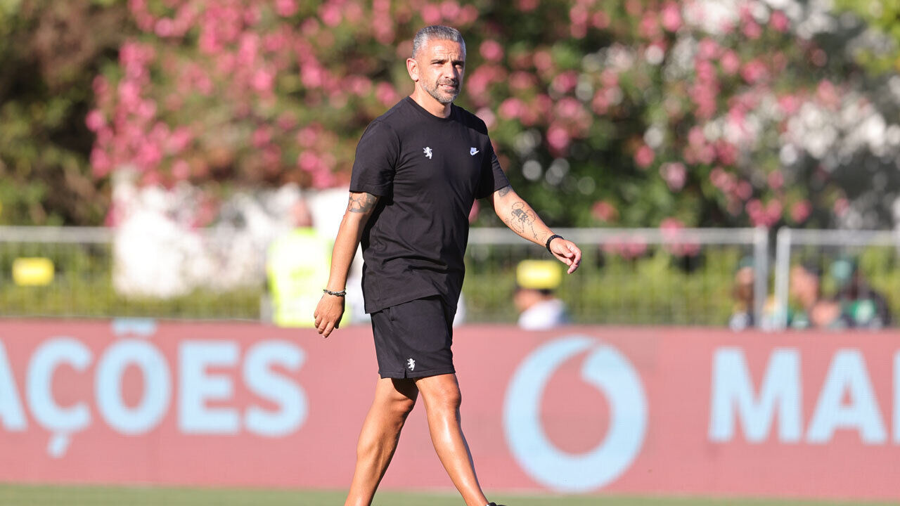 Rui Borges escolhe o onze do Sporting para o jogo com o Villarreal no Jamor