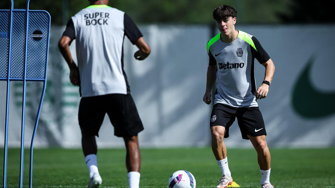 Mauro Couto marca dois na vitória do Sporting B sobre o Estoril Praia B