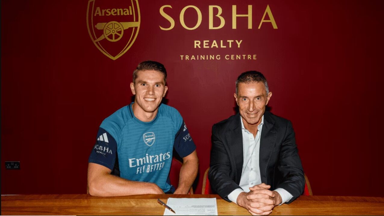 Viktor Gyökeres é oficializado como jogador do Arsenal, num negócio de 76 milhões