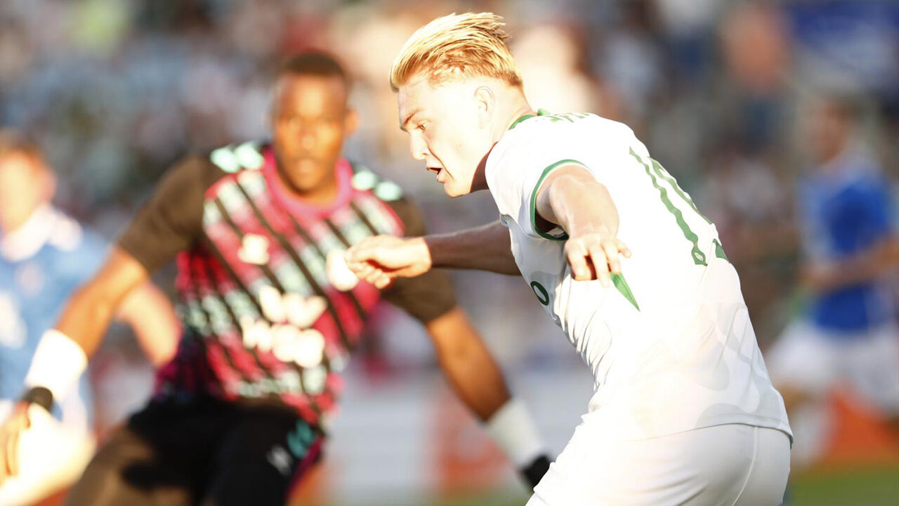 Conrad Harder foi utilizado por Rui Borges frente a Sunderland e Villarreal