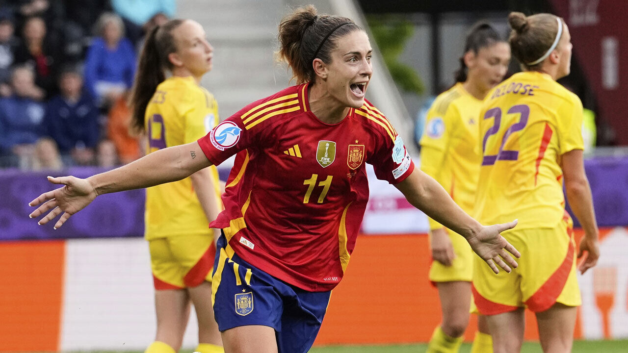 Alexia Putellas brilha ao serviço da seleção espanhola 