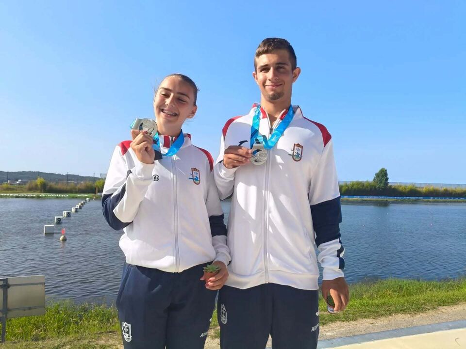 Leonardo Barbosa e Lara Lopes ganham prata no Mundial júnior de canoagem em Montemor-o-Velho