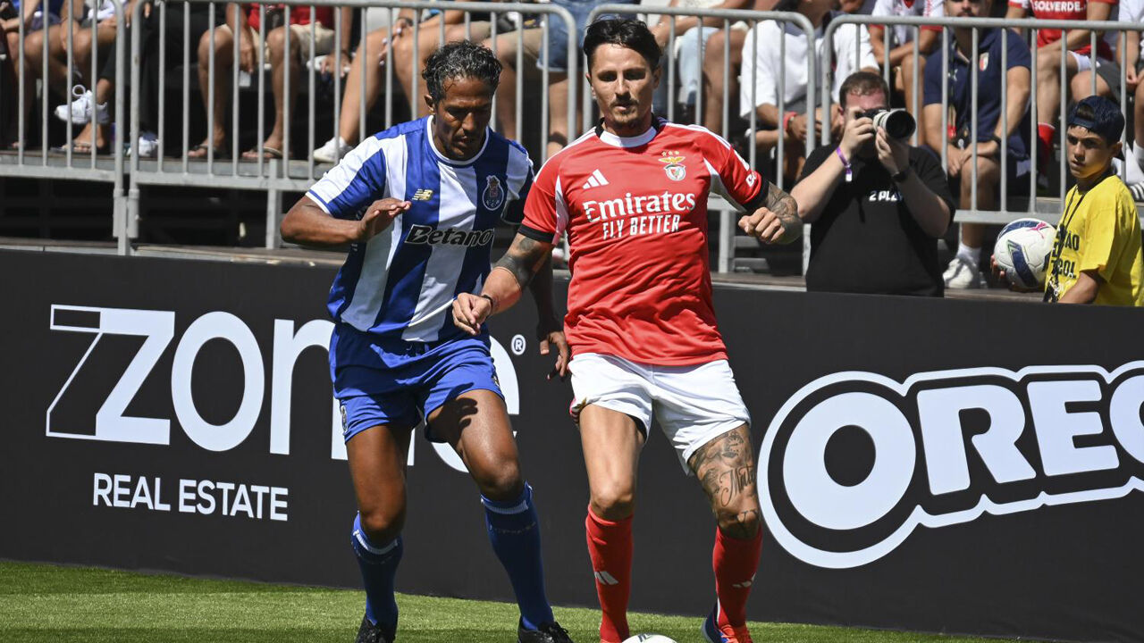 Fejsa voltou a vestir a camisola do Benfica no Liga Portugal Legends