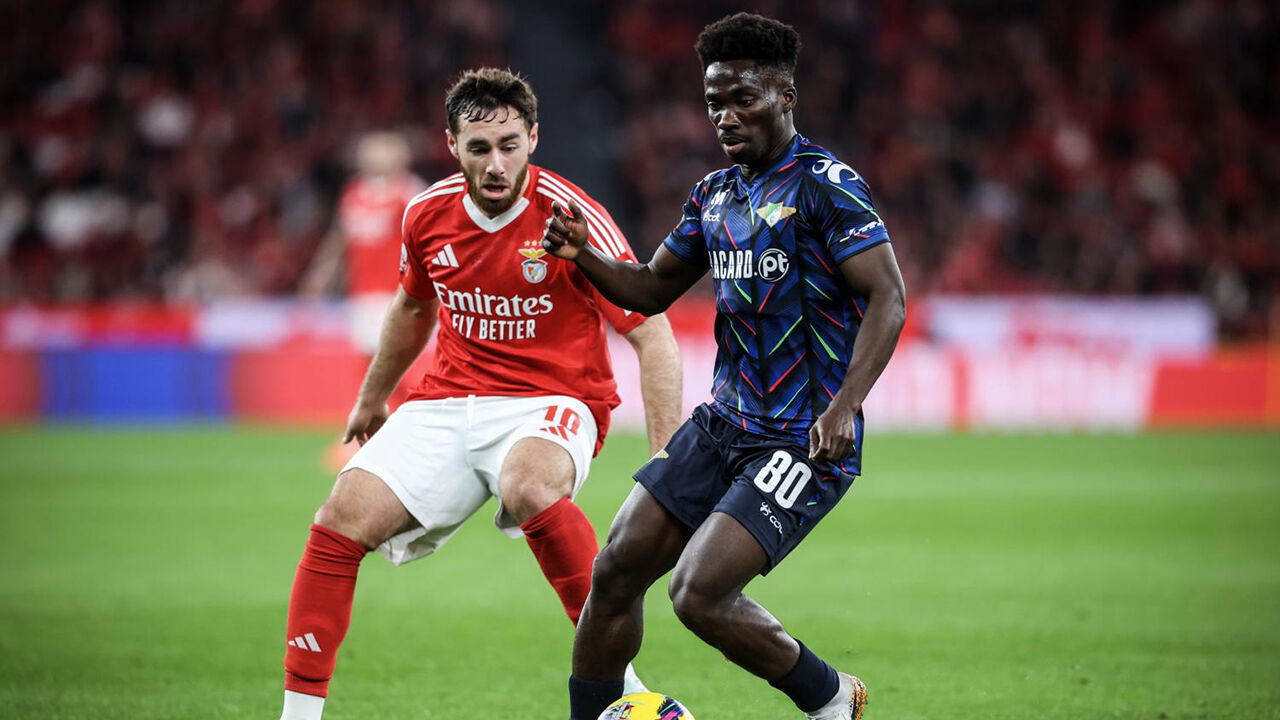 Lawrence Ofori pode sair do Moreirense, que procura encaixe financeiro com o médio