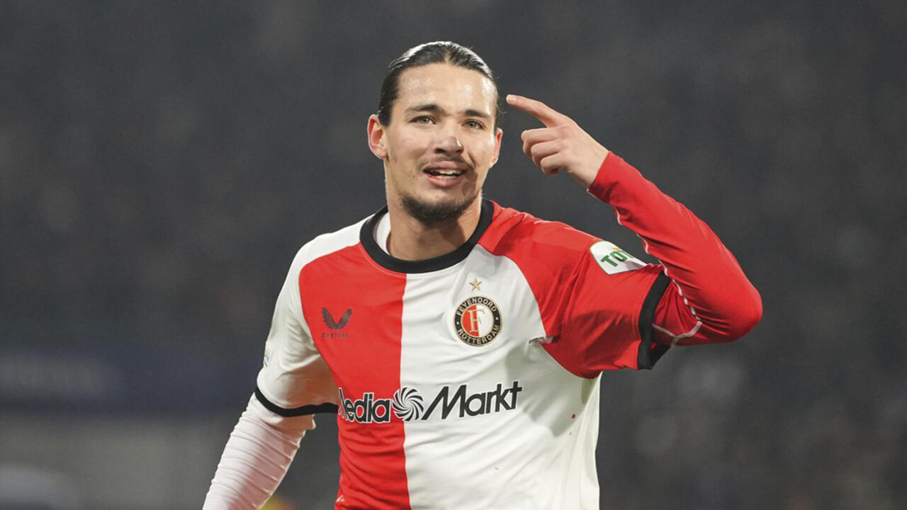 Moussa, jogador do Feyenoord, volta à agenda