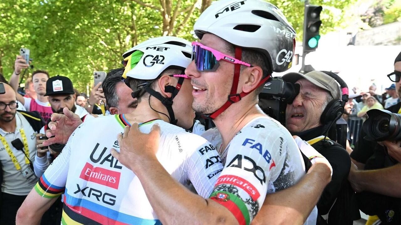 João Almeida lidera a Emirates na Vuelta, com Ayuso na equipa