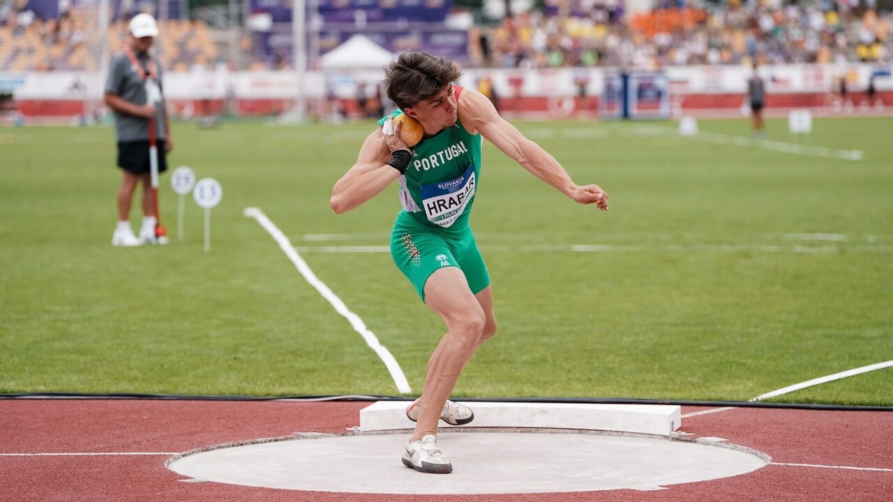 Denis Hrabar compete no Decatlo nos Campeonatos Europeus Sub-20 em Tampere, Finlândia