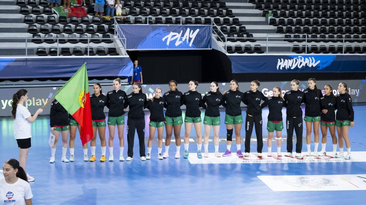 Portugal perde com Eslováquia na estreia no Europeu feminino de andebol sub-17
